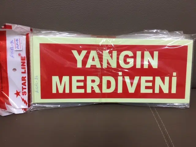 Fosforlu Fotolümen YANGIN MERDİVENİ İkaz Levhası - (2 Adet)